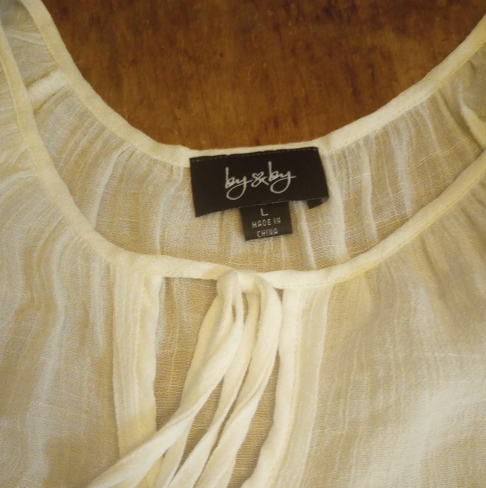 By & By Black & White Peasant Lady Top - Picture 2 of 3